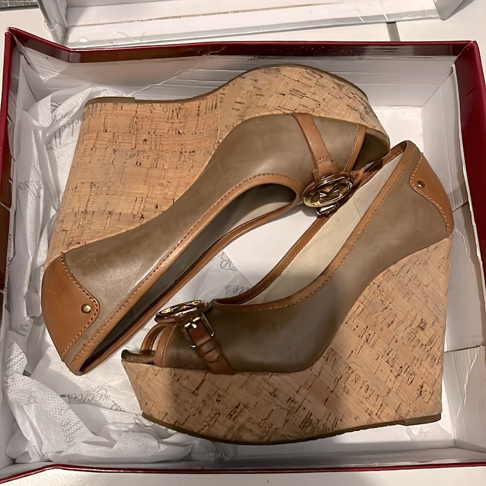 Michael Kors wedges in brown Authentic
